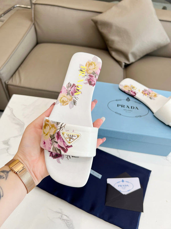Prad 26s Slide Sandals Floral White Leather 140495
