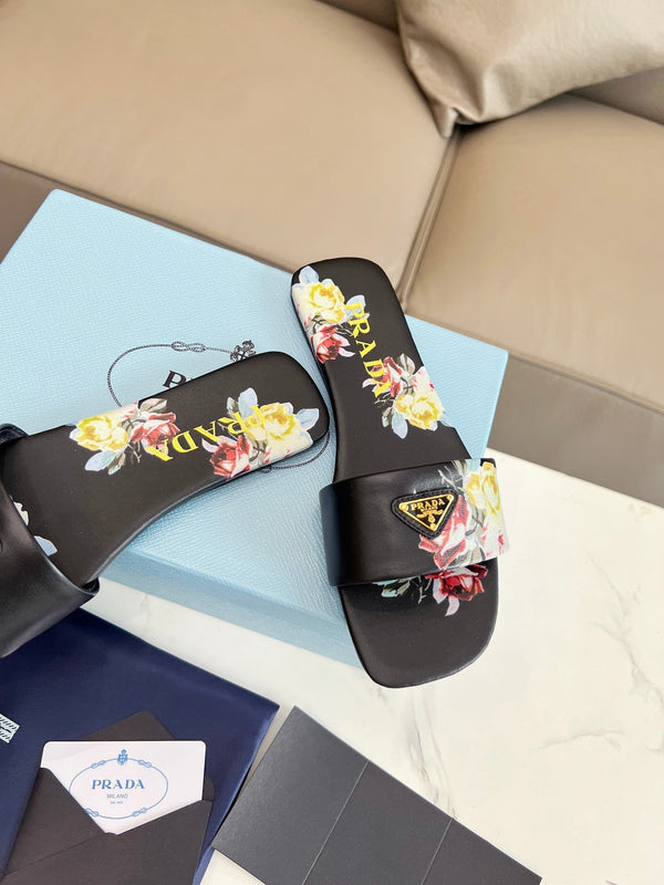 Prad 26s Slide Sandals Floral Black Leather 140496
