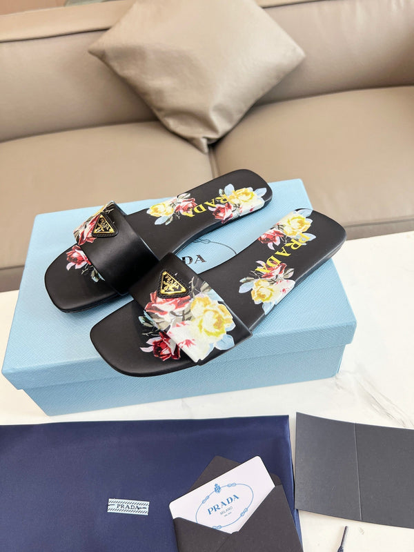 Prad 26s Slide Sandals Floral Black Leather 140496