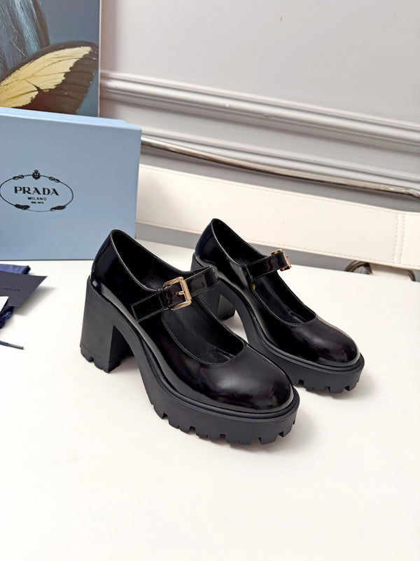 Prad Mary Jane Platform Pumps Black Patent Leather 118330
