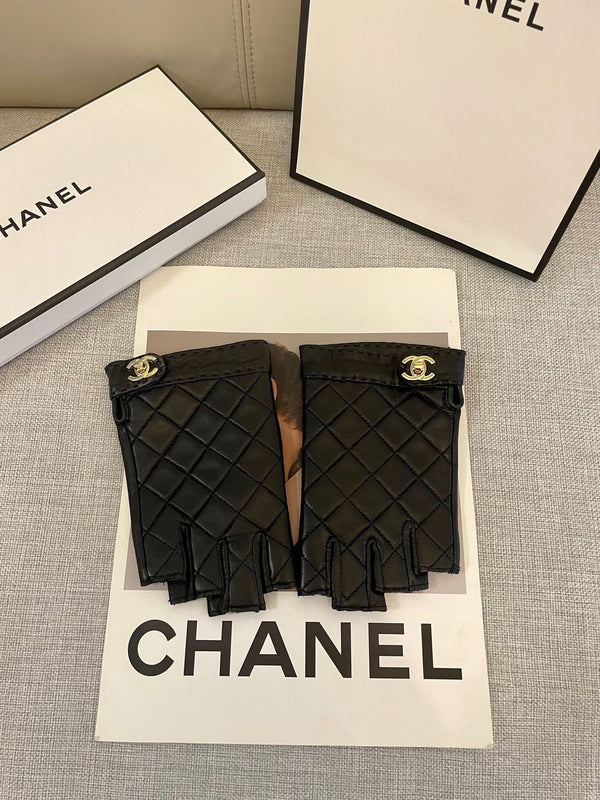 FINGERLESS GLOVES IN BLACK SHEEPSKIN 463845