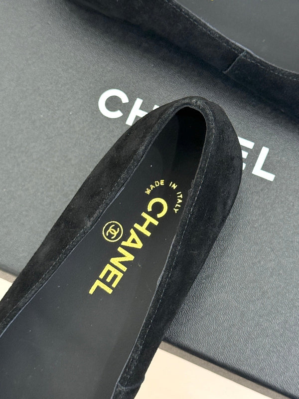 CC 26s Buckle Square Toe Ballet Flat Black Suede 829734
