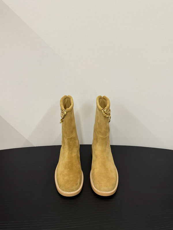 CC 25s Short Flat Chain Knight Boots Beige Cow Suede&Sheeepskin 417845