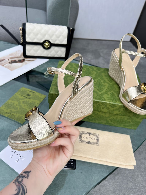 GG 26s Straw Platform Sandals 8cm Light Gold Metalic Leather 926714