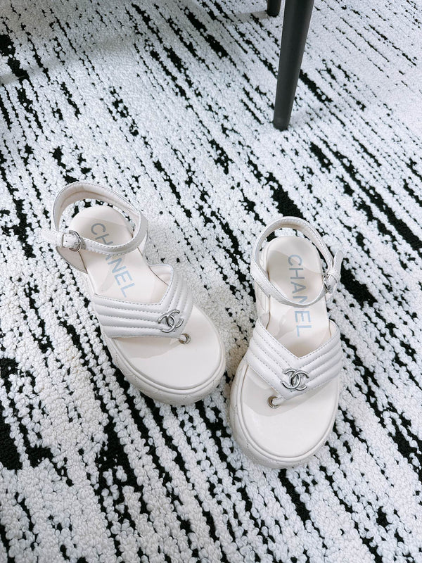 CC Sandals In White Lambskin 144530