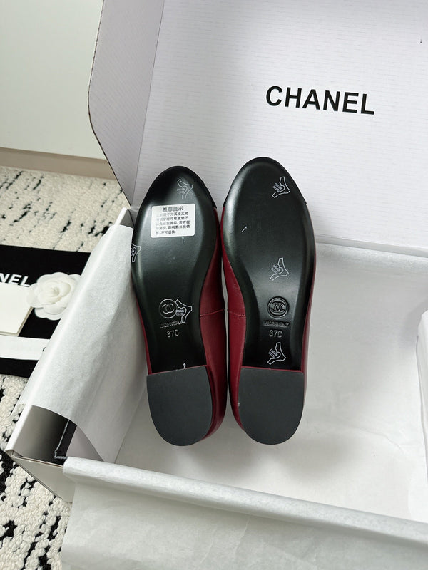 CC SS 2026 Pre Moccasin Black Burgundy Calfskin 628307