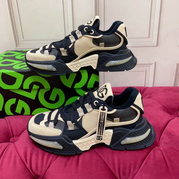 DC 24 Airmaster Sneakers Beige Black Cowhide 947305