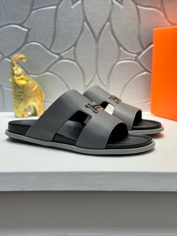 HM Oran H Black Gold Buckle Slippers in Gray Cowhide 735245