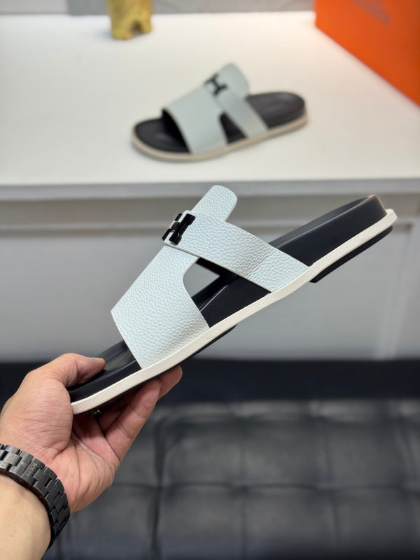 HM Oran H Black Buckle Slippers in White Cowhide 735248