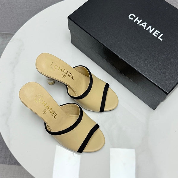 CC 25 High Heel Slippers 85mn Beige Black Sheepskin 368791