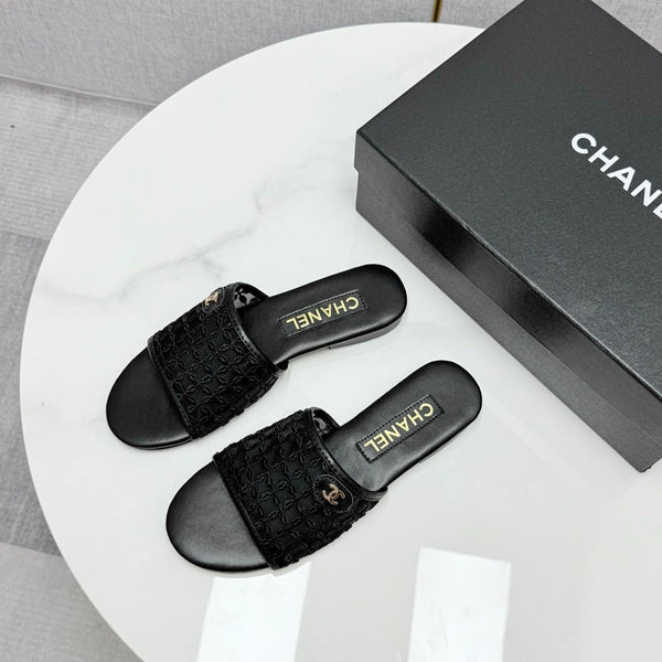 CC 25 Flat Mule Sandals Black Mesh And Sheepskin 368806
