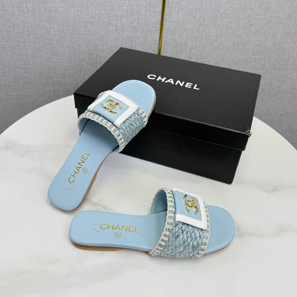 CC 26s Slipper Light Blue Sheepskin Tweed 620280