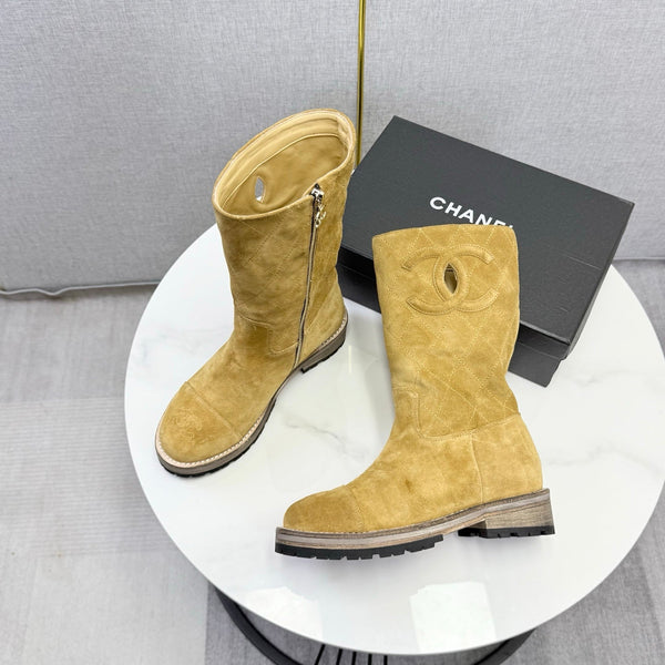 CC 26s Mid-Calf Boots Beige Quited Suede 972656