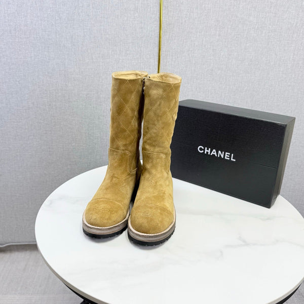 CC 26s Mid-Calf Boots Beige Quited Suede 972656