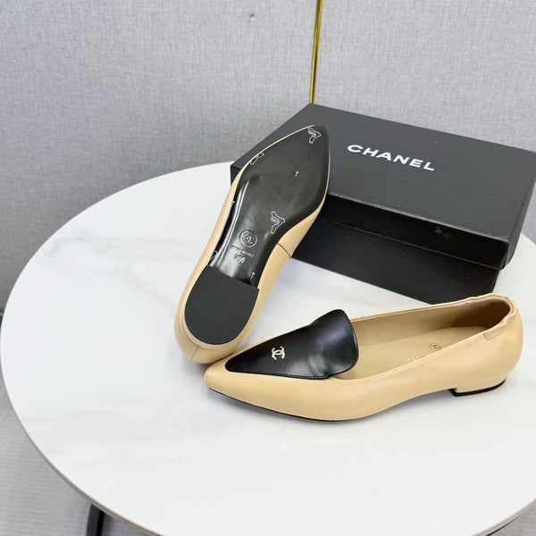 CC 26s Pointed Loafers Black Beige Sheepskin 972786