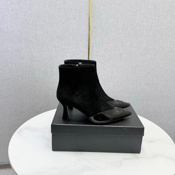 CC 26s Pointed-Toe Stiletto Ankle Boots Black Suede 972792
