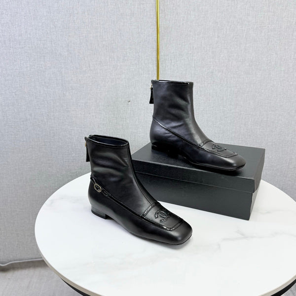 CC 26s Square Toe Low Heel Boots Black Sheeepskin 972805