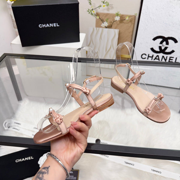 CC 2026 Pearl Sandal Beige Satin Leather 692021
