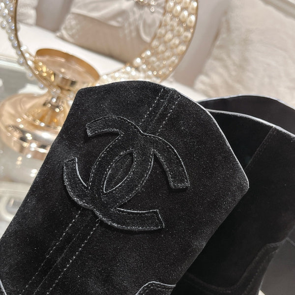 CC Ankle Boots 40mm Black Suede