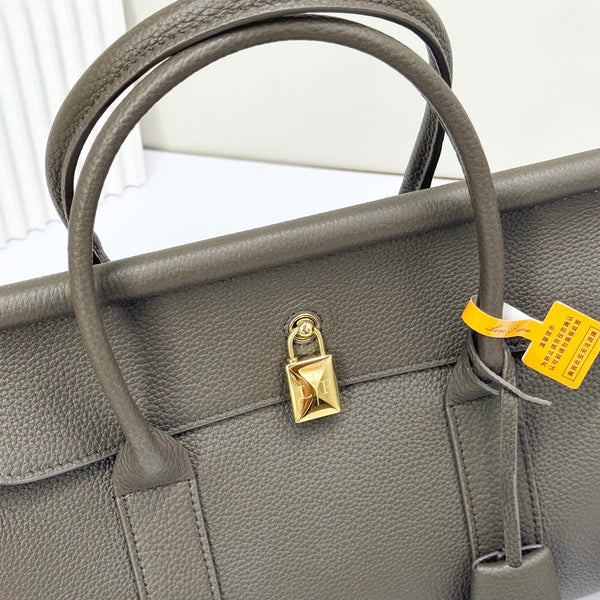 LP Loom L25 Sicilian Chili Calfskin 231861