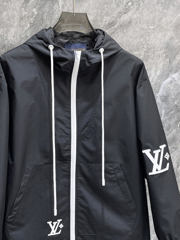 LV BLACK JACKET 239571