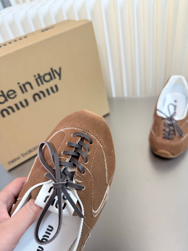 Miu Miu 2026 Balance Low-Cut Ballet Flats Suede Cowhide 989345
