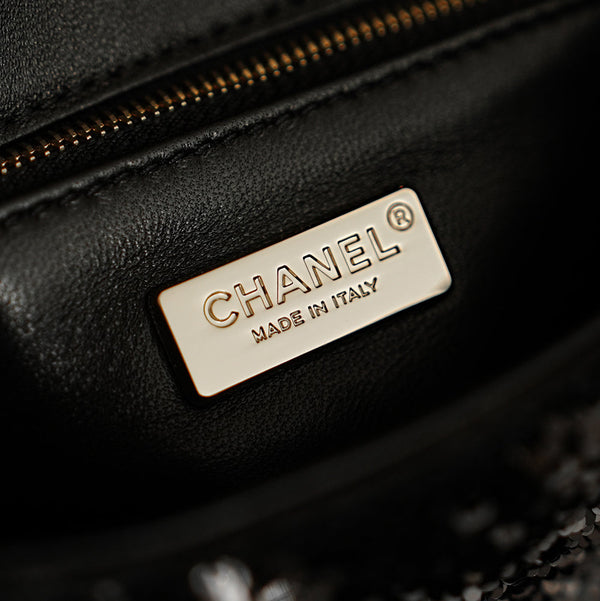 CC 2025 Flap Bag Black White Sequin 308600
