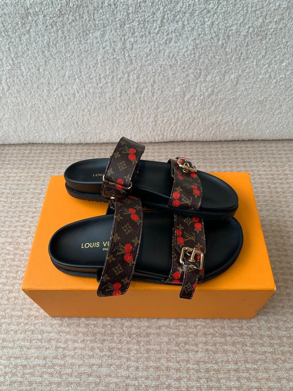 Bom Dia Flat Comfort Mule LV x TM Brown Sheepskin Mix Cherry Motif 319378