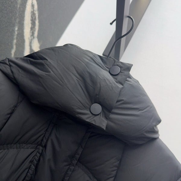 Burberry 25 Hooded Short Down Jacket with Adjustable Waist Black Polyester