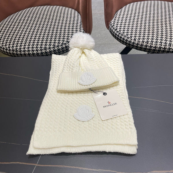 Moncler Hat Scarf Set White Cable Knit Fur 481806
