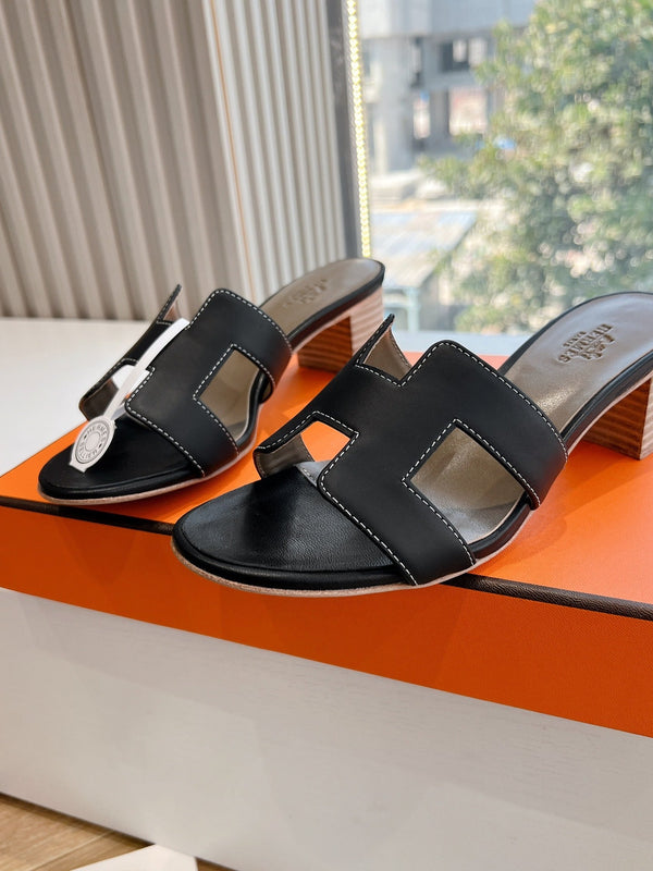 HM 25C Oasis sandal Noir Leather 202839