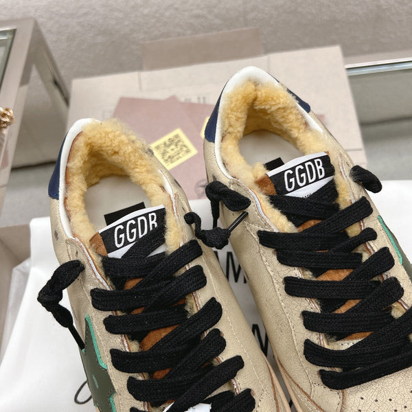 BALL STAR SNEAKERS IN RODEO DUST BEIGE CALFSKIN WITH GREEN STAR BLUE HEEL TAB