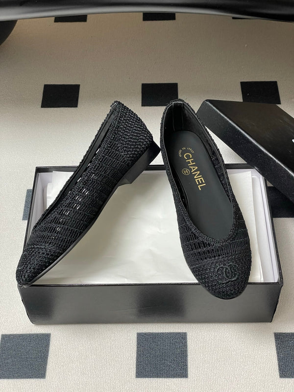 CC 25 Ballet Flat Black Raffia