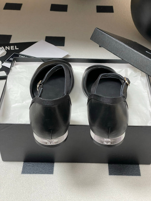CC 25P Small Hollow Mary Jane Black Sheepskin Grosgrain 247725