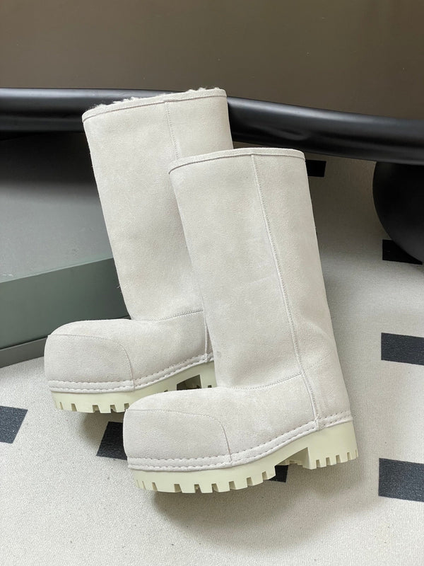 Balenciaga High Snow Boots White Suede 535032