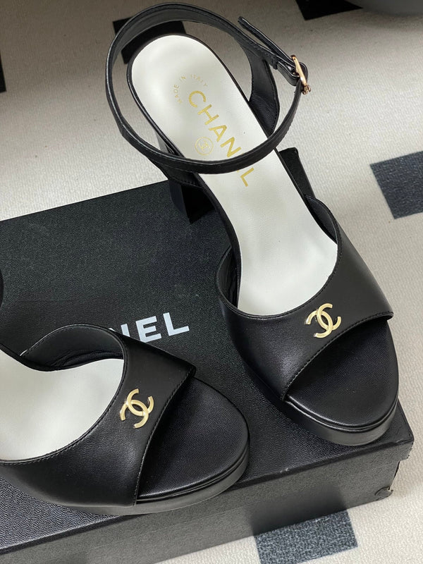 CC 26SS Platform Sandals 120mm Black Double C Sheepskin 632572