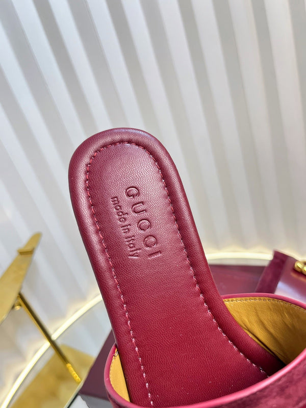GC 25 Horsebit Sandals 10mm Red Suede Sheepskin 294649
