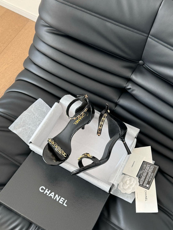 HIGH HEEL 7.5 MM SANDAL IN BLACK SHEEPSKIN WITH STICKERS