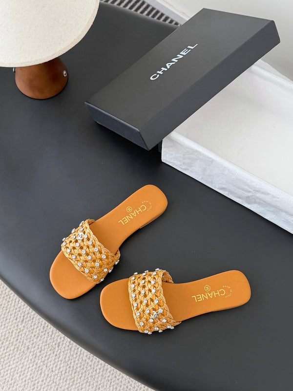 CC 26SS Slipper Tan Brown Woven Lambskin 670627