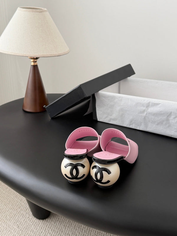CC 26SS Slippers 7cm Black Pink Lambskin Patent Leather 670612