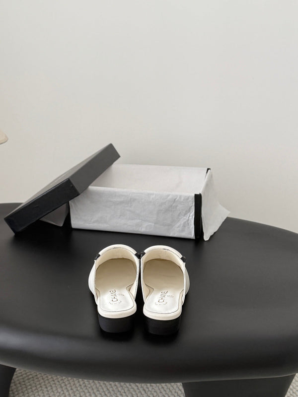 CC Half-Slippers Flat Black White Calfskin 717817