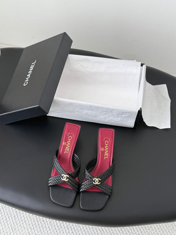 CC 26s Cross Slippers Black Lambskin 914971