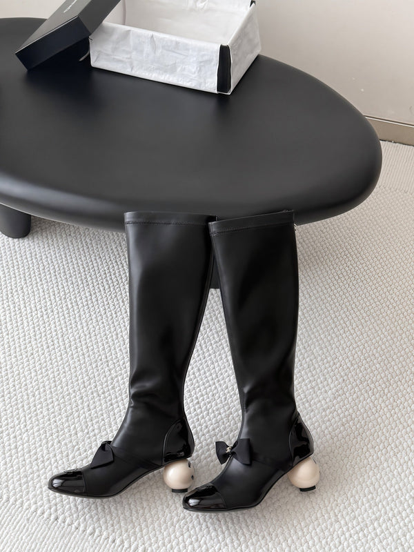 CC 26s Pearl Heel Knee High Boots Black Leather Patent 127956