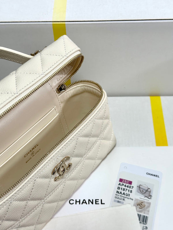 CC 25C Vanity Case Ivory White Calf Leather Silver Hardware 243660