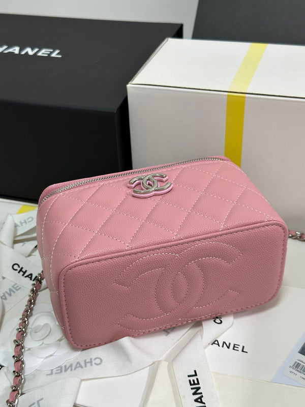 CC 25P Vanity Case 17cm Pink Pastel Leather Silver Hardware 243463
