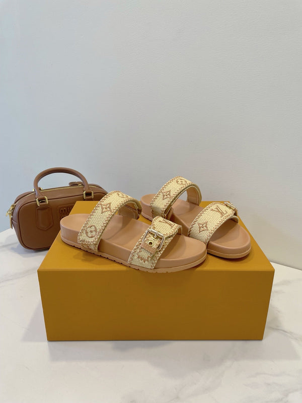 Bom Dia Flat Comfort Mule Beige Monogram Embossed Print Classic 241337
