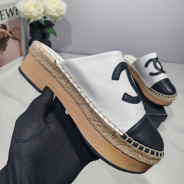 CC 26s Half-Length Slippers Black White Sheepskin 104252