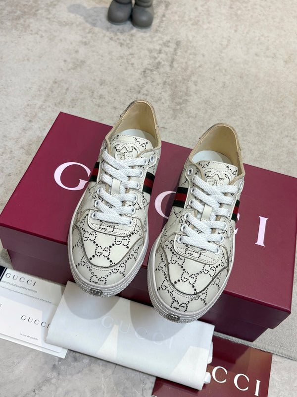 GG Stretch Low-Top Trainers Cream Leather 824429