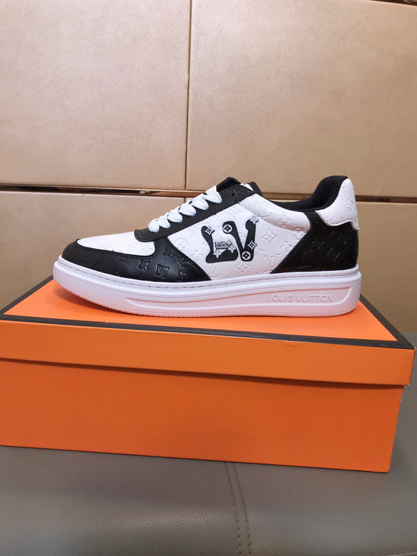 LV TRAINER SHOES IN BLACK MIX WHITE CALFSKIN