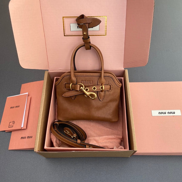 Miu 12.5 Aventure Nappa Leather Bag Oak 240399
